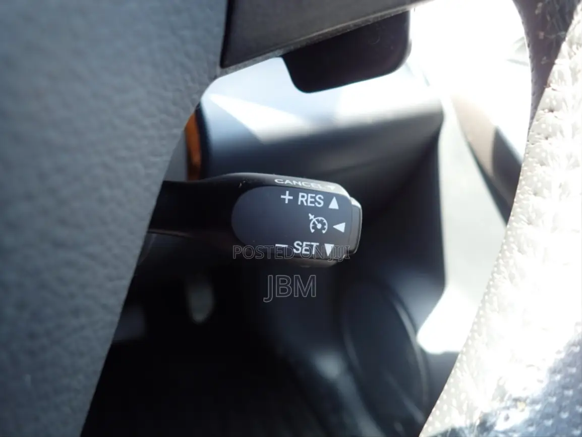 Toyota Vanguard 2011 Black