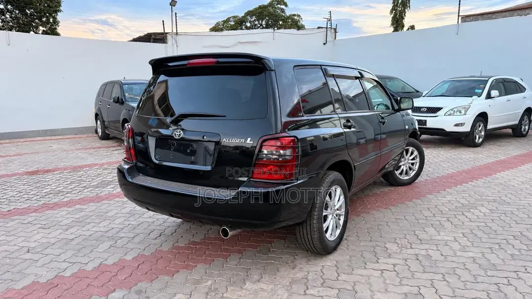 Toyota Kluger 2006 Black