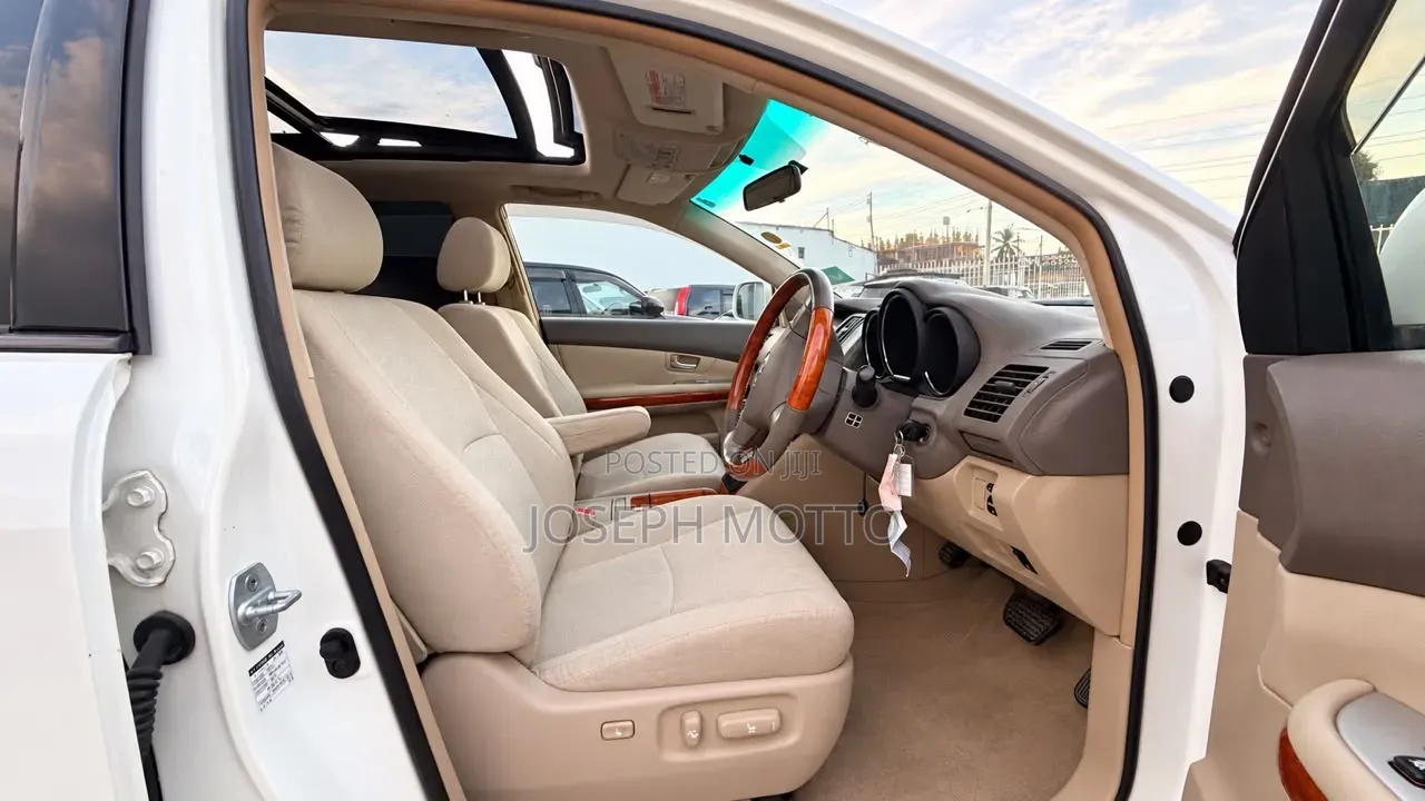 Toyota Harrier 2.4 2009 White