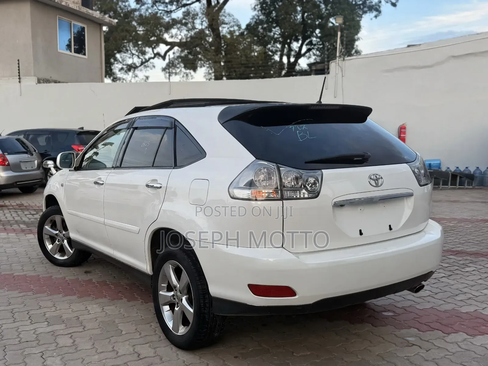 Toyota Harrier 2.4 2009 White