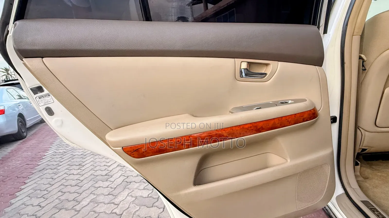 Toyota Harrier 2.4 2009 White