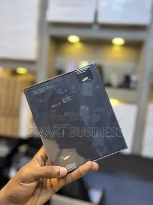 New Samsung Galaxy Z Fold4 256 GB Black