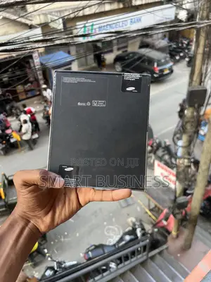 New Samsung Galaxy Z Fold4 256 GB Black
