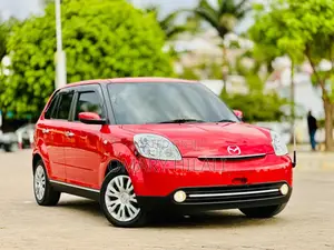 Mazda Verisa 2010 Red