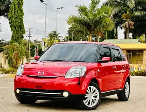 Mazda Verisa 2010 Red