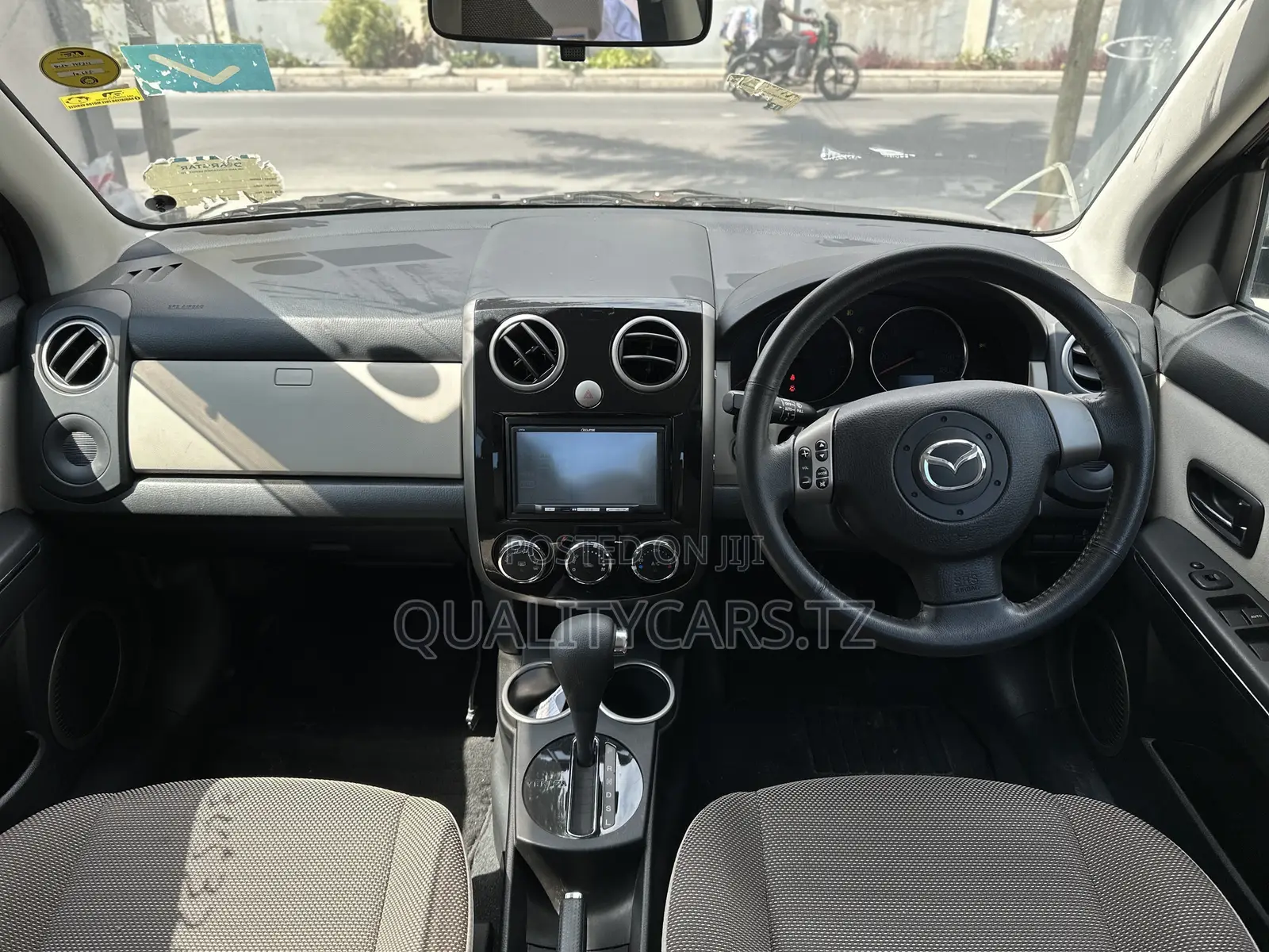 Mazda Verisa 2010 Black