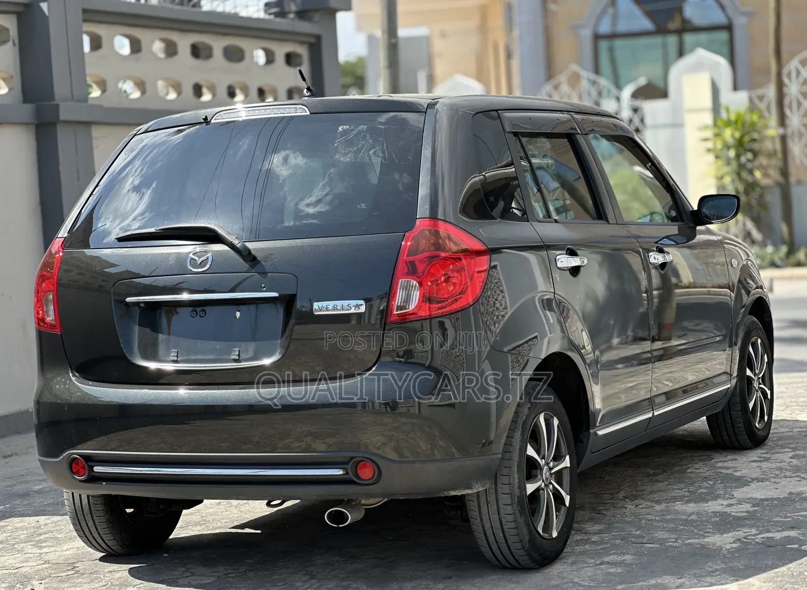 Mazda Verisa 2010 Black