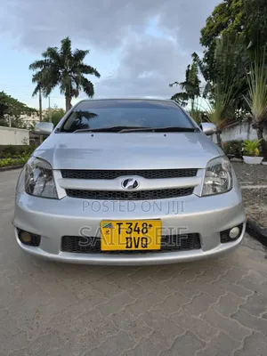 Toyota IST 2006 Silver