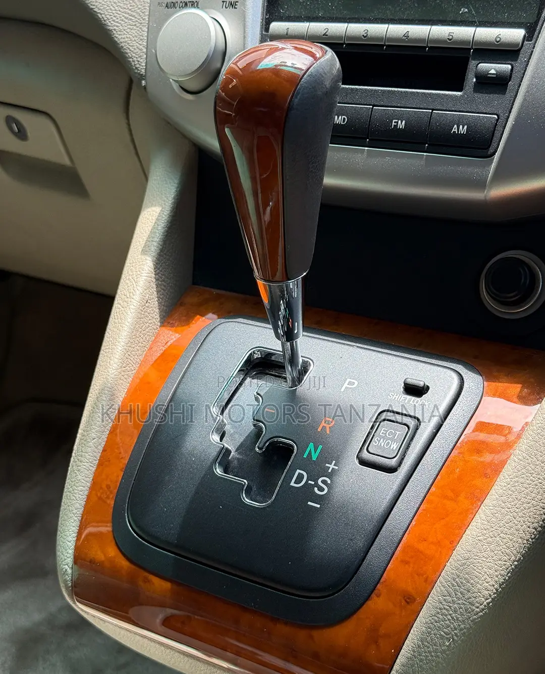 Toyota Harrier 2005