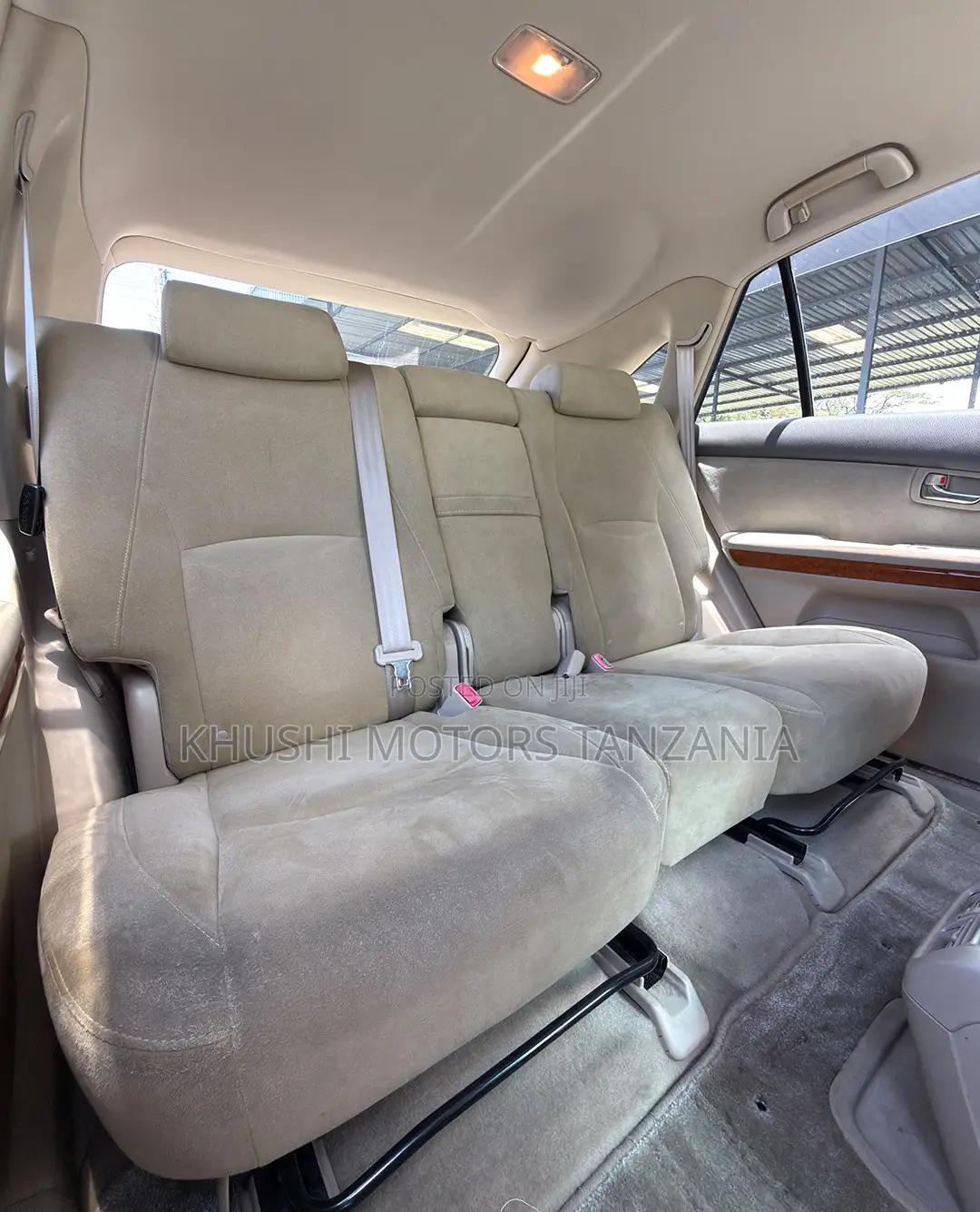Toyota Harrier 2005