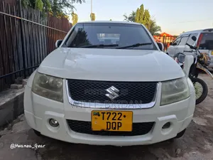 Suzuki Escudo 2006 White