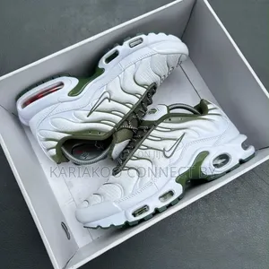 Men's Nike Air Max Plus TN Sneakers