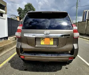 Toyota Land Cruiser Prado 2017 Brown