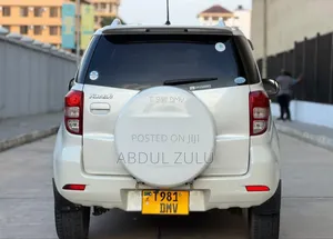 Toyota Rush 2006 White