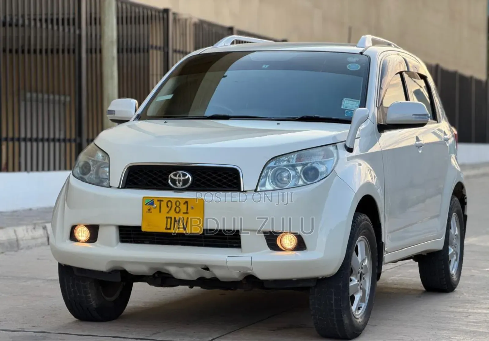 Toyota Rush 2006 White