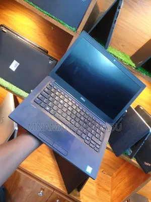 Laptop Dell Latitude 7400 8GB Intel Core i7 SSD 256GB