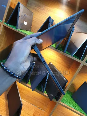 Laptop Dell Latitude 7400 8GB Intel Core i7 SSD 256GB
