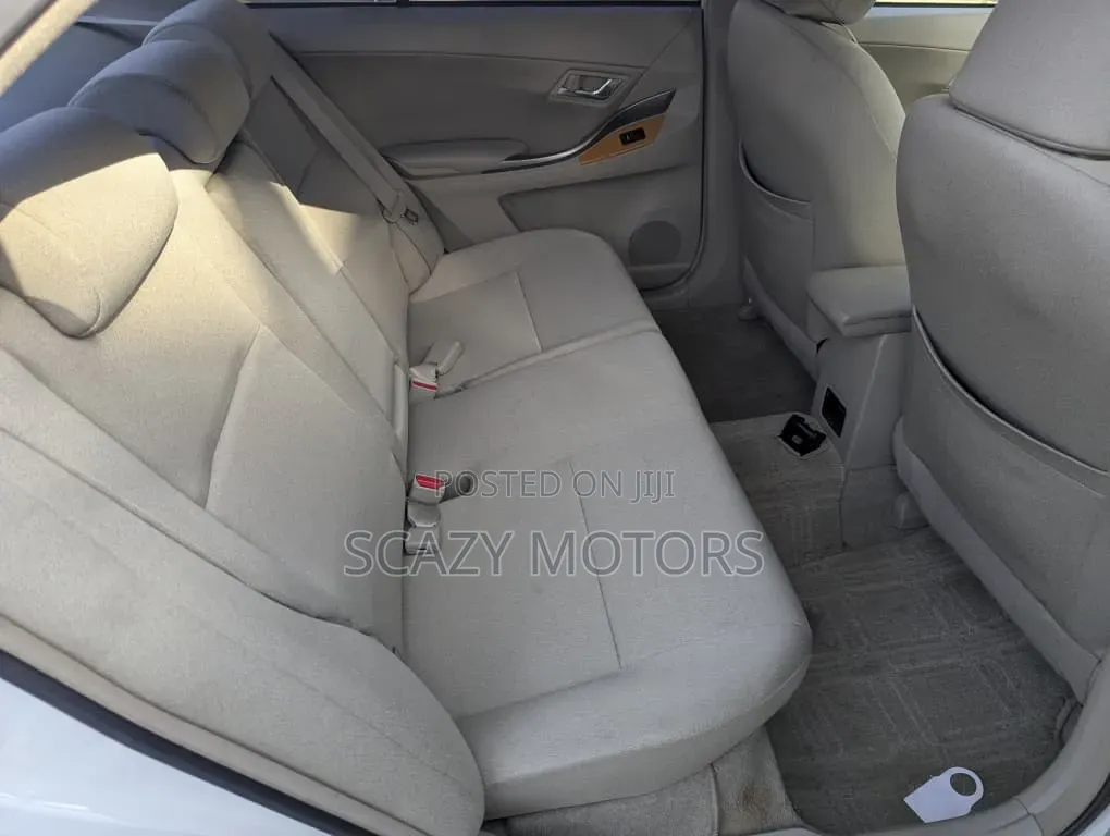 Toyota Premio 2009 White