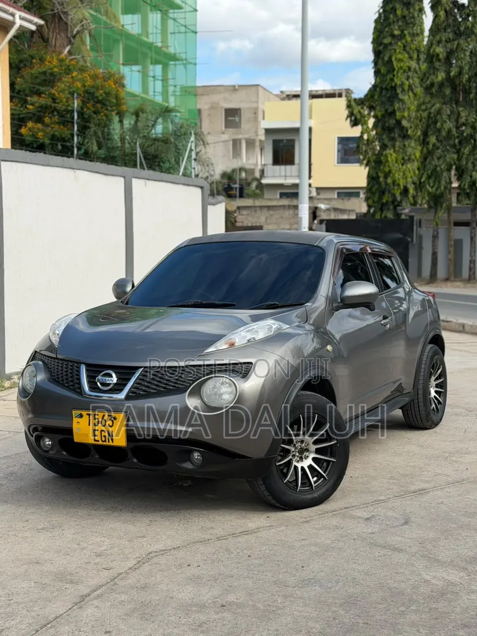 Nissan Juke 2011 Gray