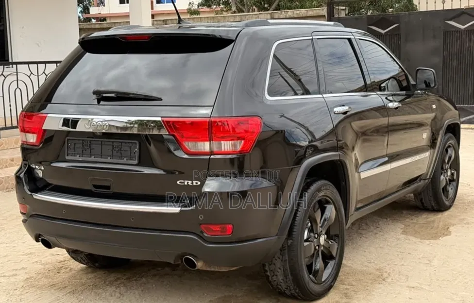 Jeep Grand Cherokee 2012 Black