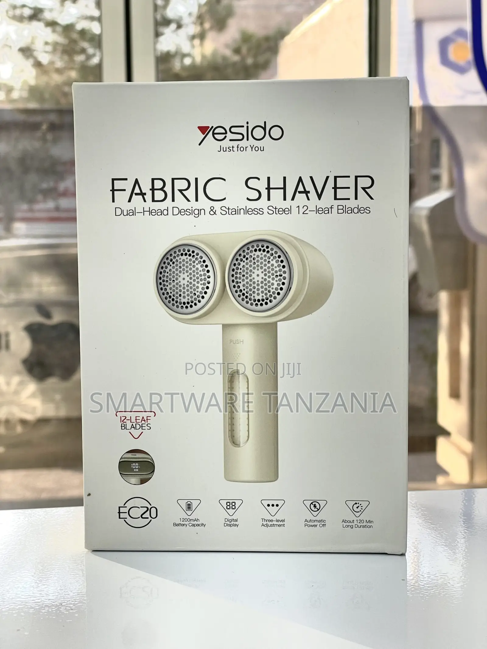 Yesido Fabric Shaver Dual-Head Design, Stainless Steel 12-Leaf Blades
