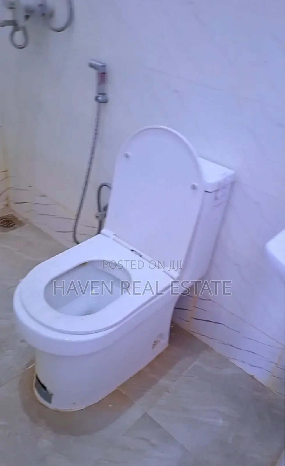 3bdrm House in Mjini for rent