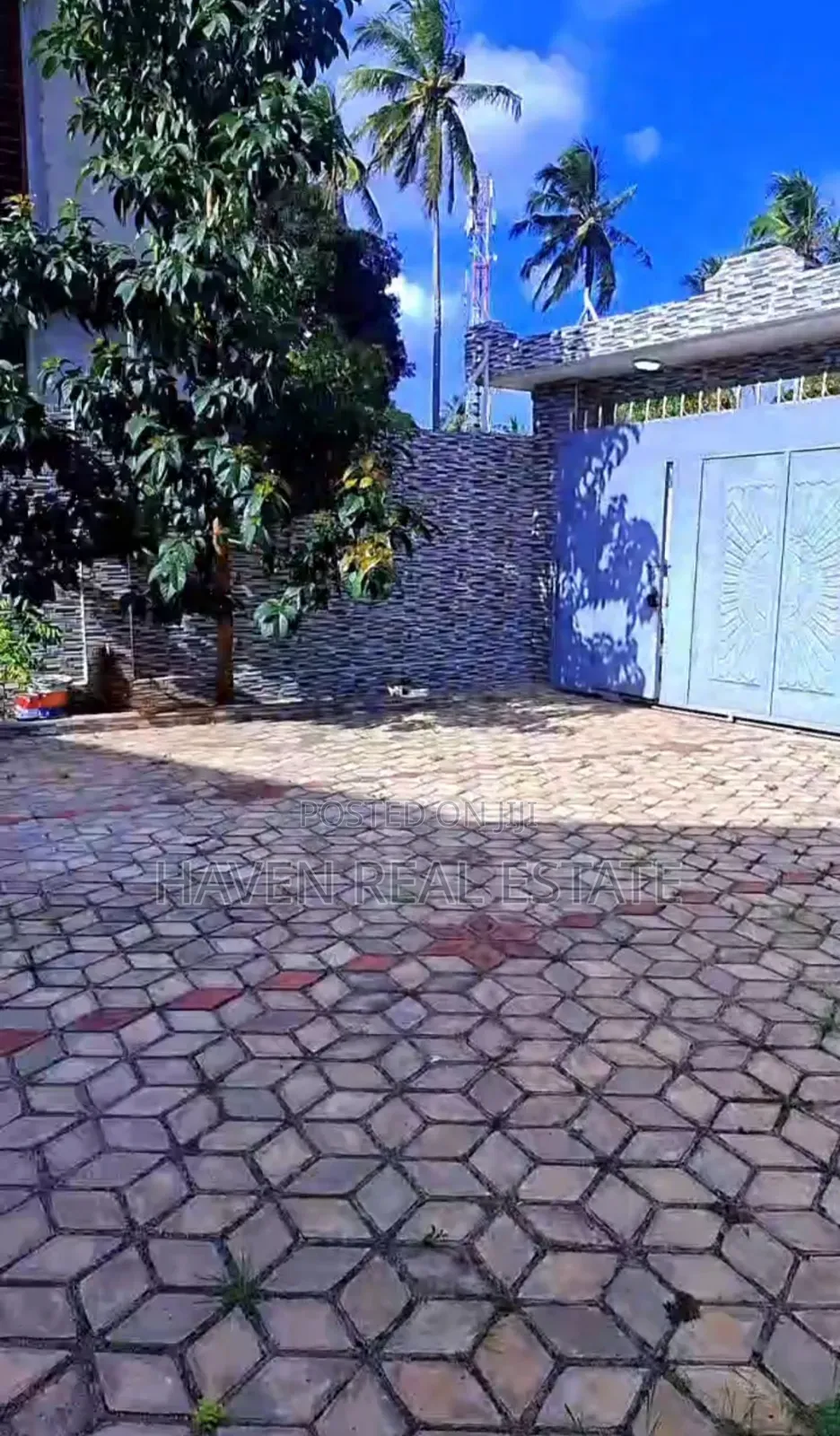 3bdrm House in Mjini for rent