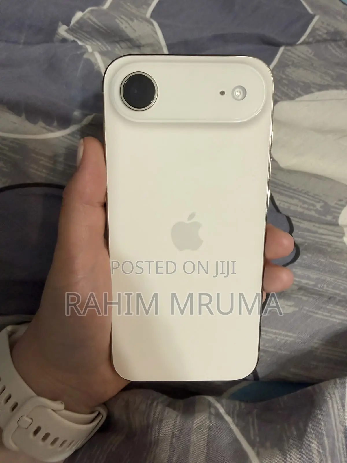 Apple iPhone Air 256 GB Gold