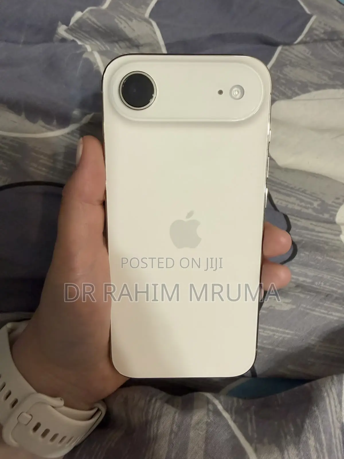 Apple iPhone Air 256 GB Gold