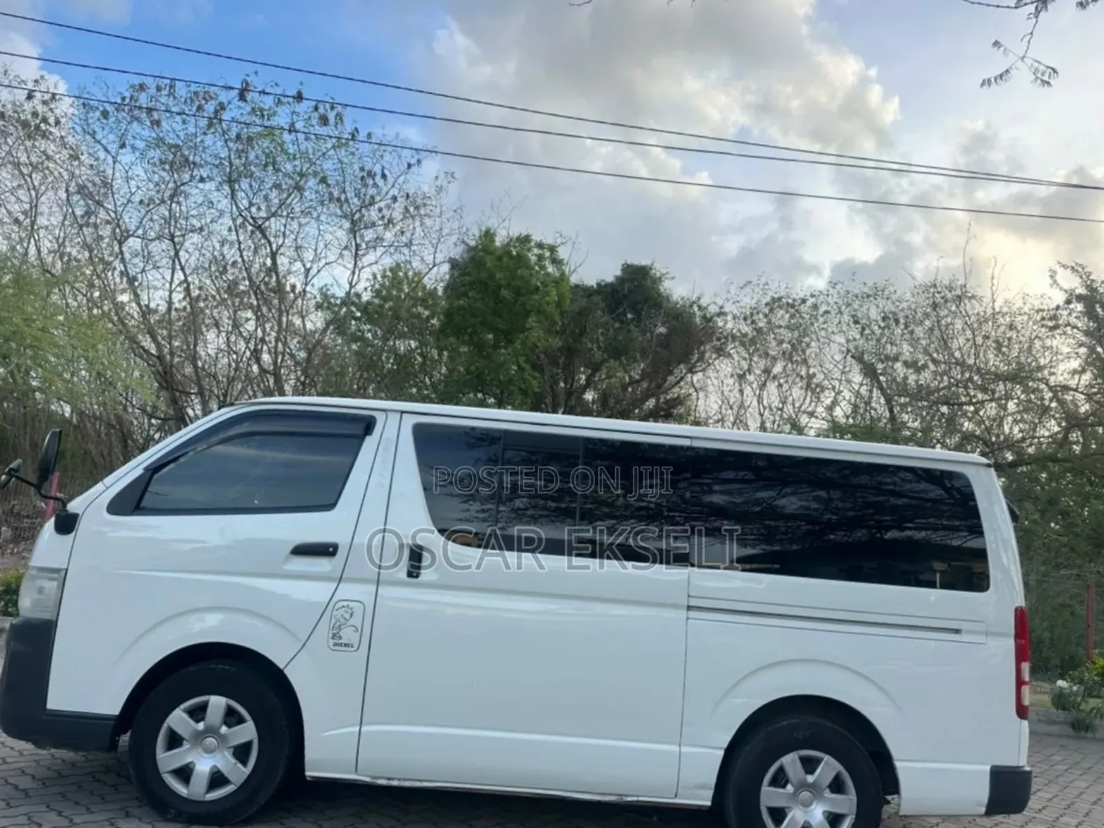 Toyota Quantum 2010 White
