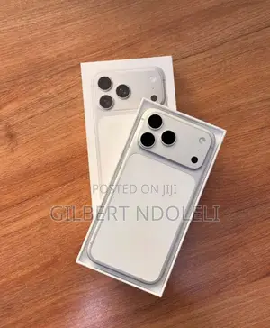 New Apple iPhone 17 Pro Max 256 GB Silver