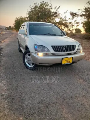 Toyota Harrier 2003 White