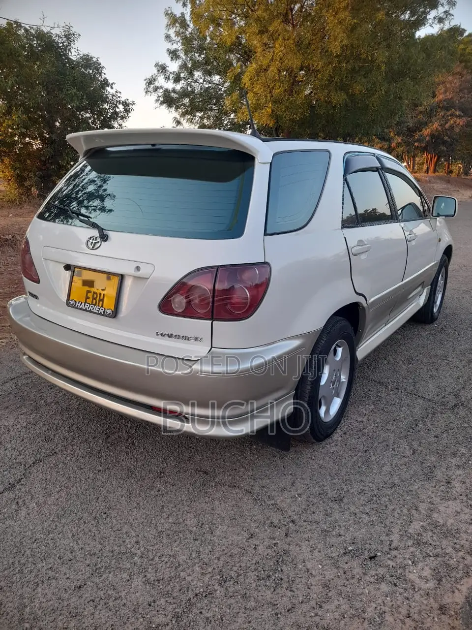 Toyota Harrier 2003 White