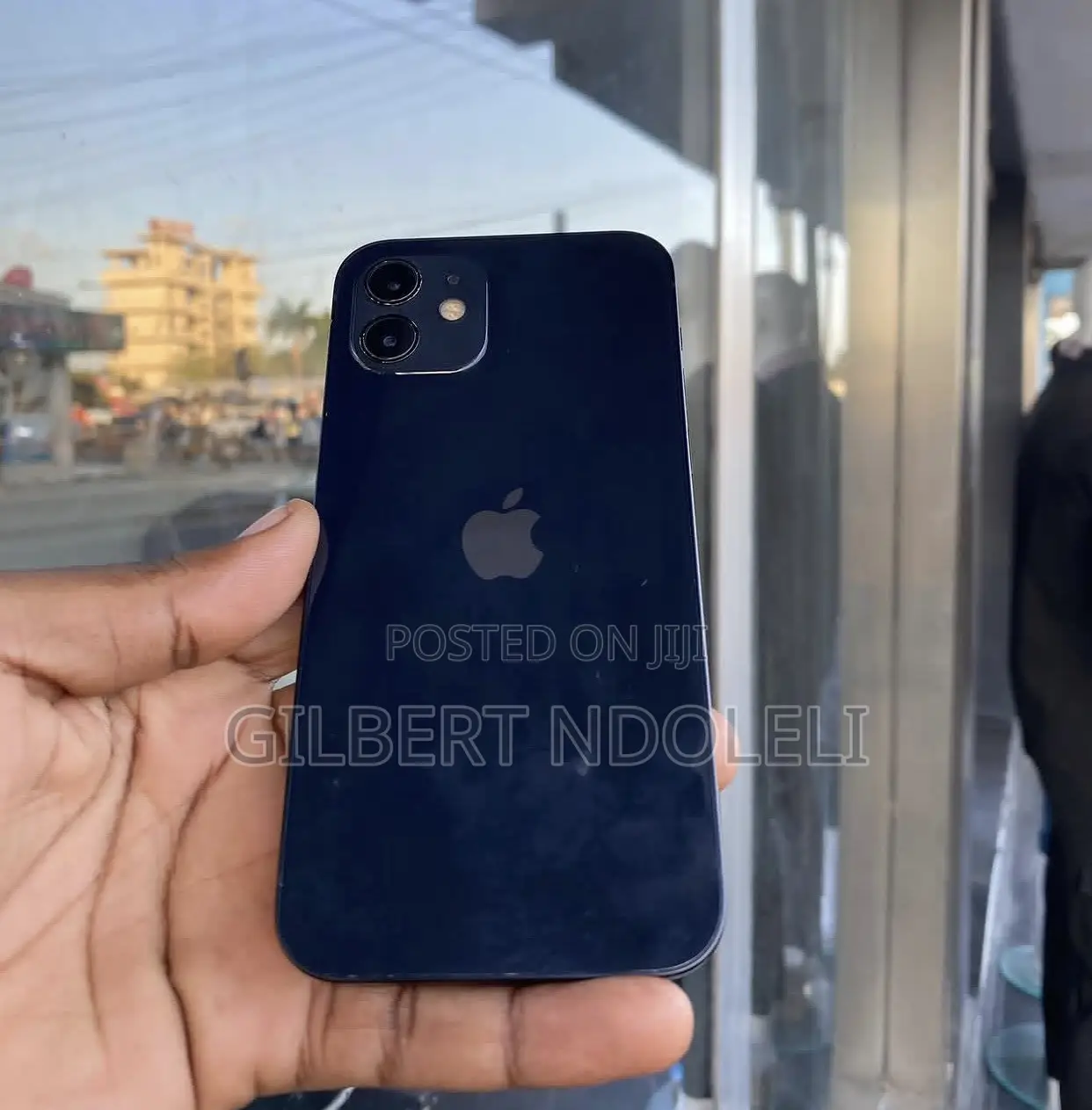 Apple iPhone 12 64 GB Black