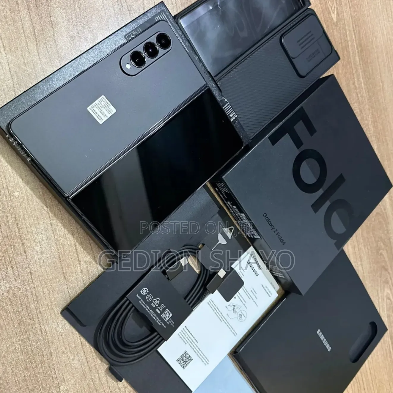 New Samsung Galaxy Z Flip4 256 GB Black