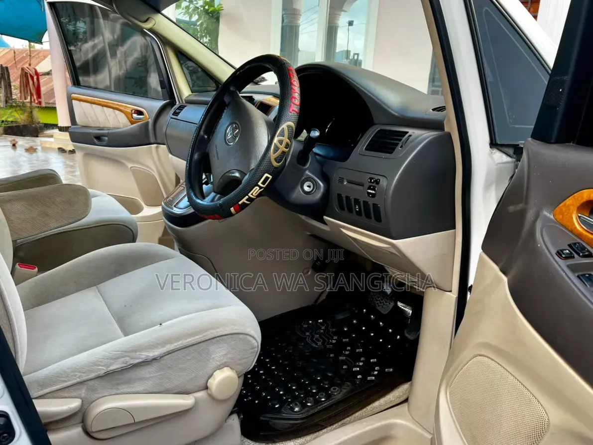 Toyota Alphard 2007
