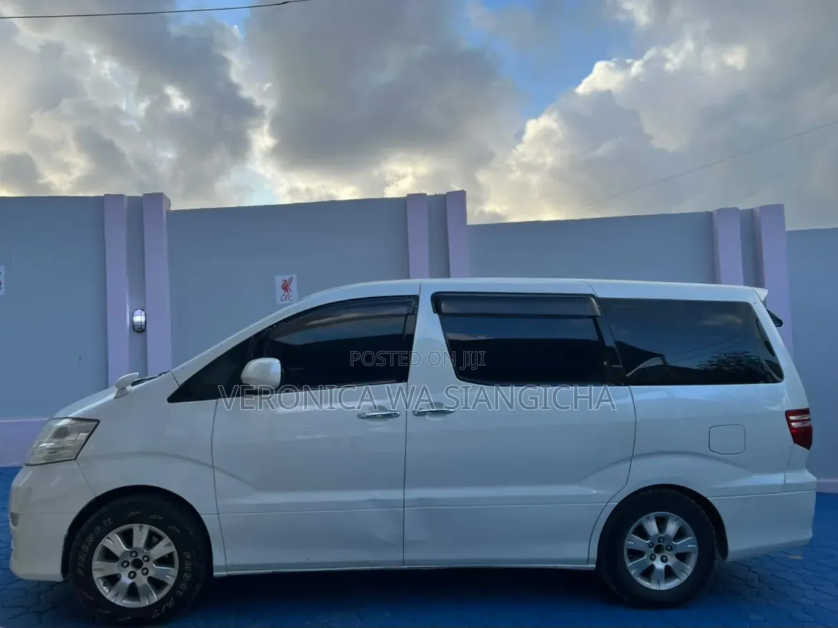 Toyota Alphard 2007