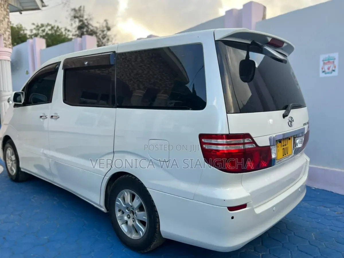 Toyota Alphard 2007