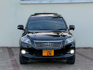 Toyota Vanguard 2011 Black