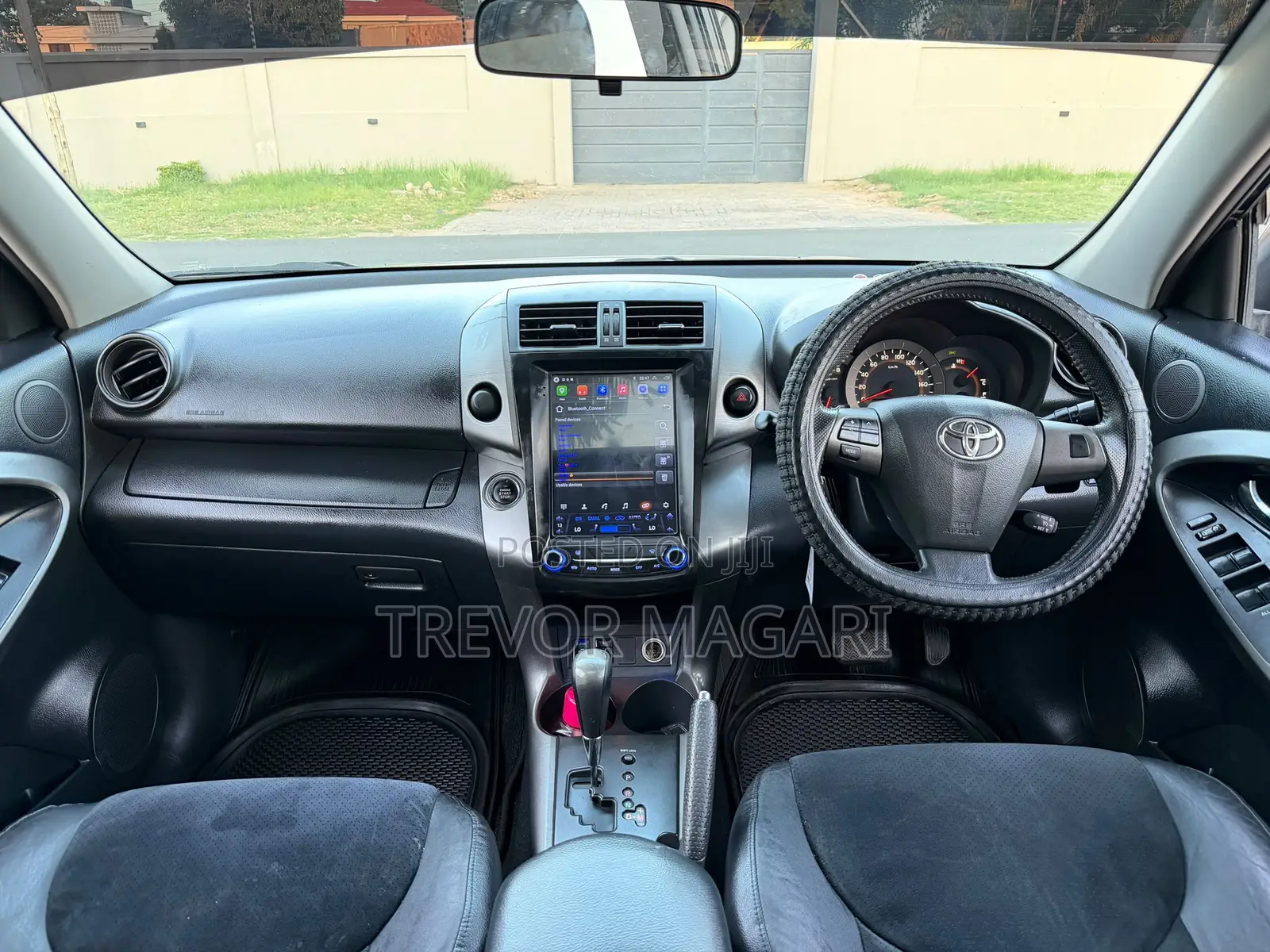 Toyota Vanguard 2011 Black