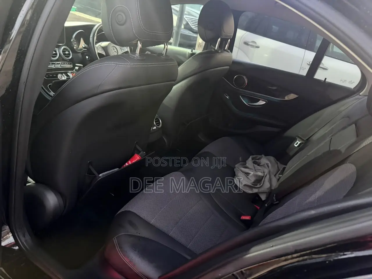 Mercedes-Benz C200 2014 Black