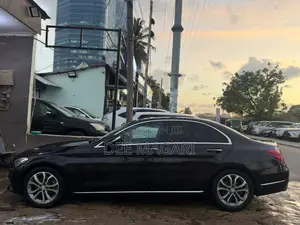 Mercedes-Benz C200 2014 Black