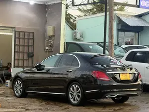 Mercedes-Benz C200 2014 Black