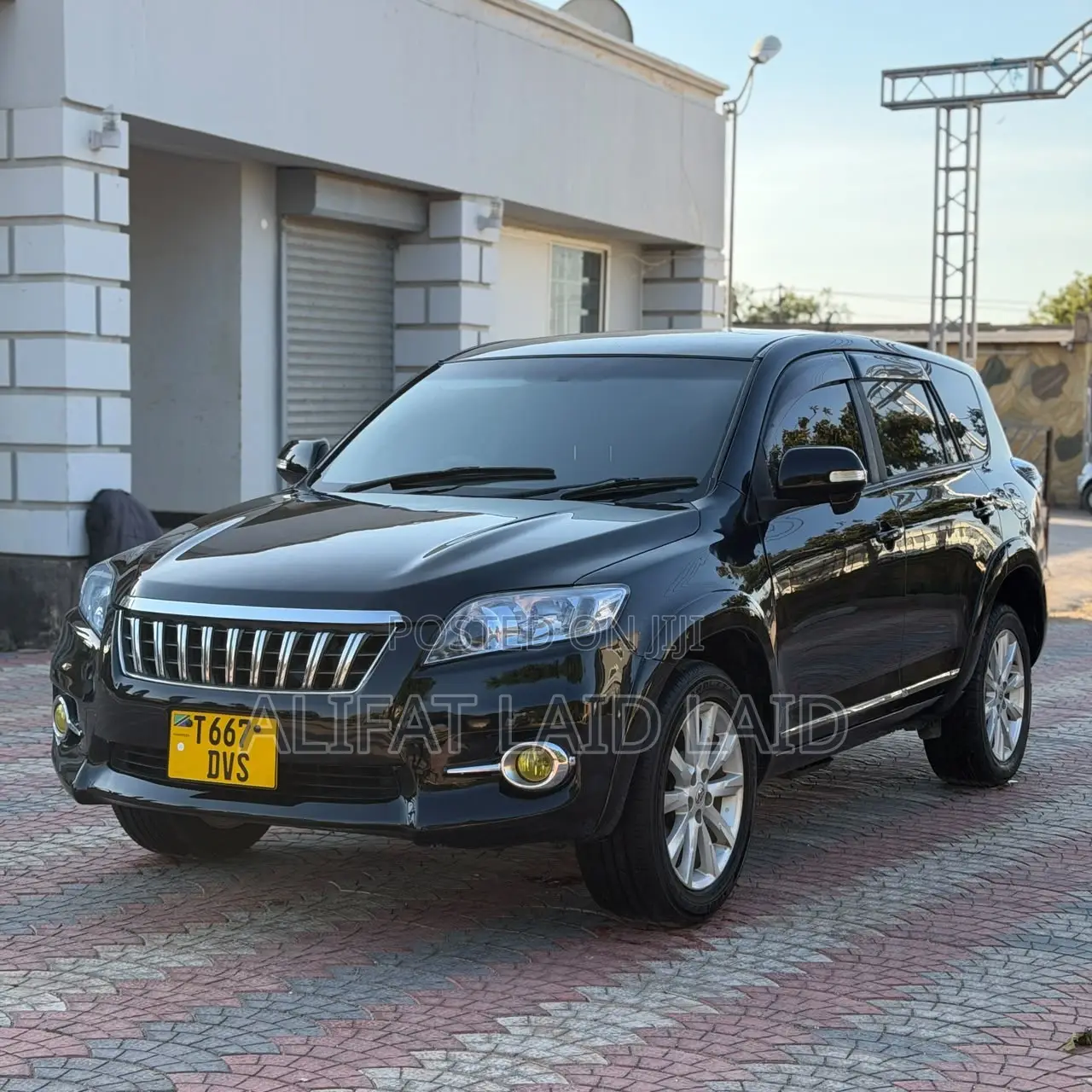Toyota Vanguard 2011 Black