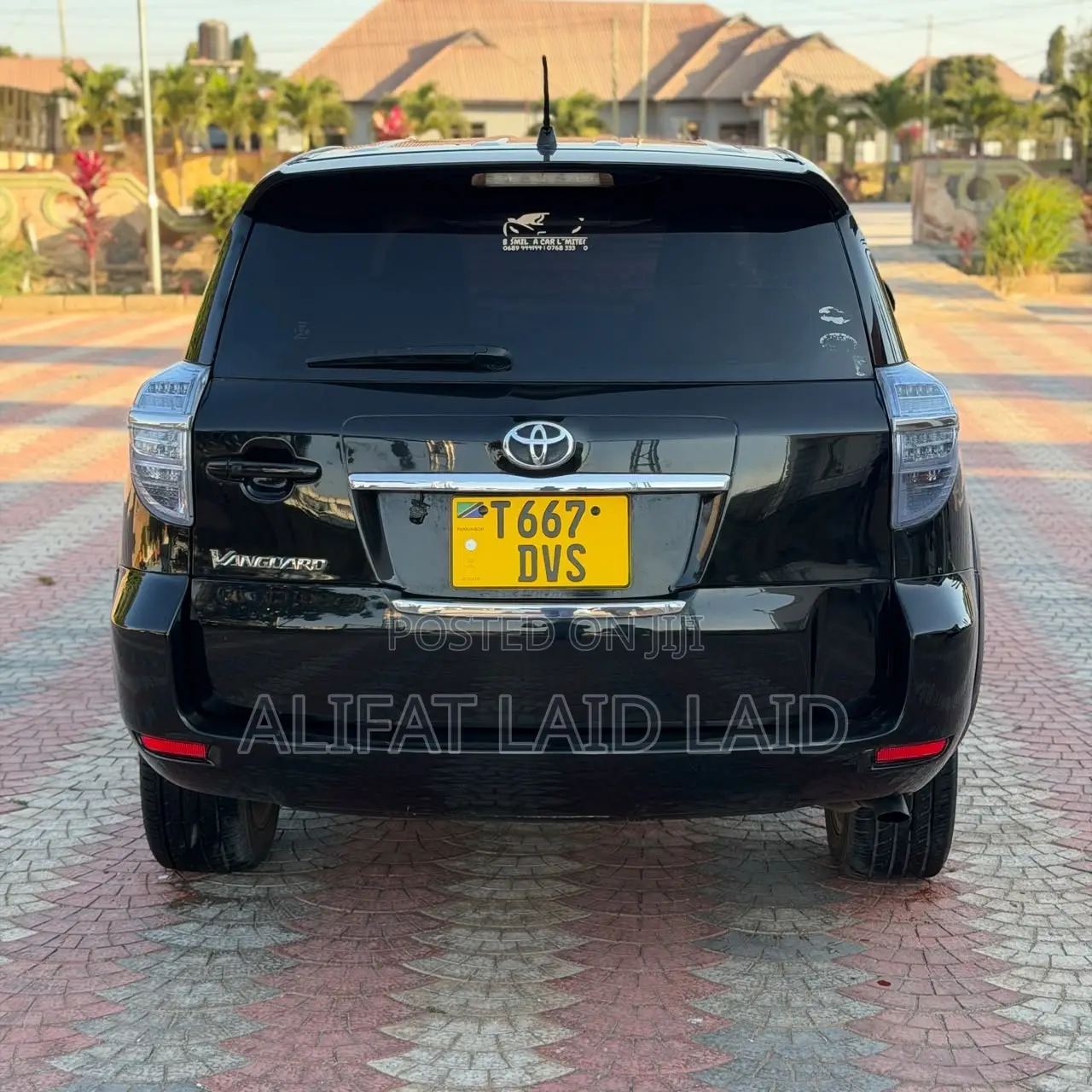 Toyota Vanguard 2011 Black
