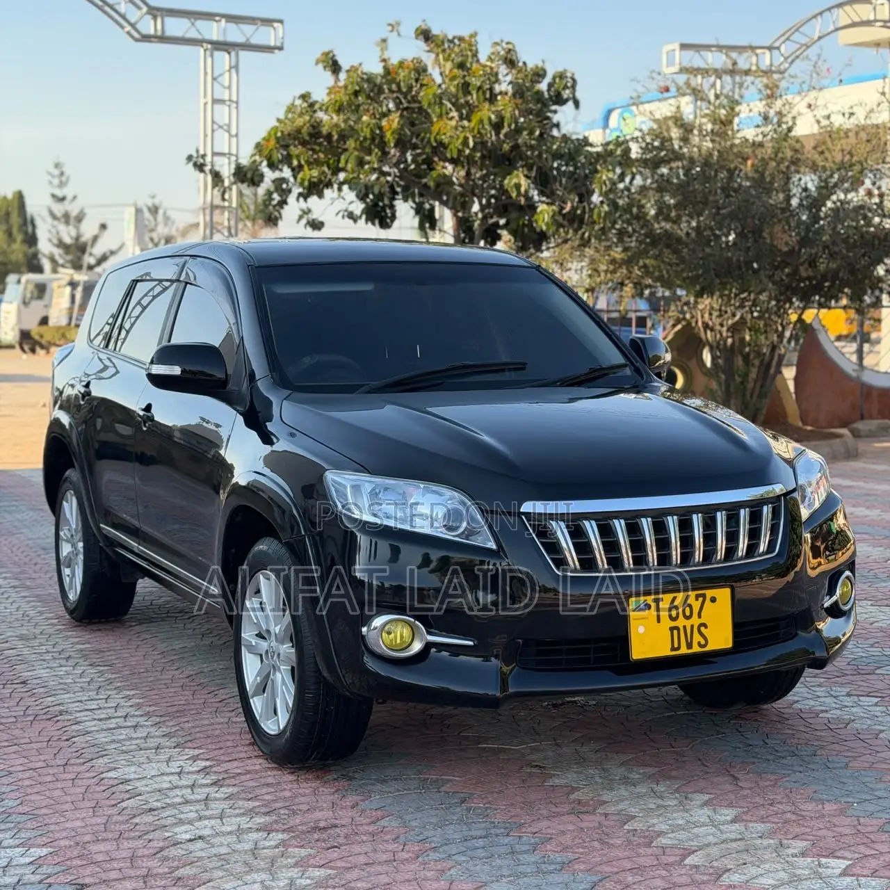 Toyota Vanguard 2011 Black