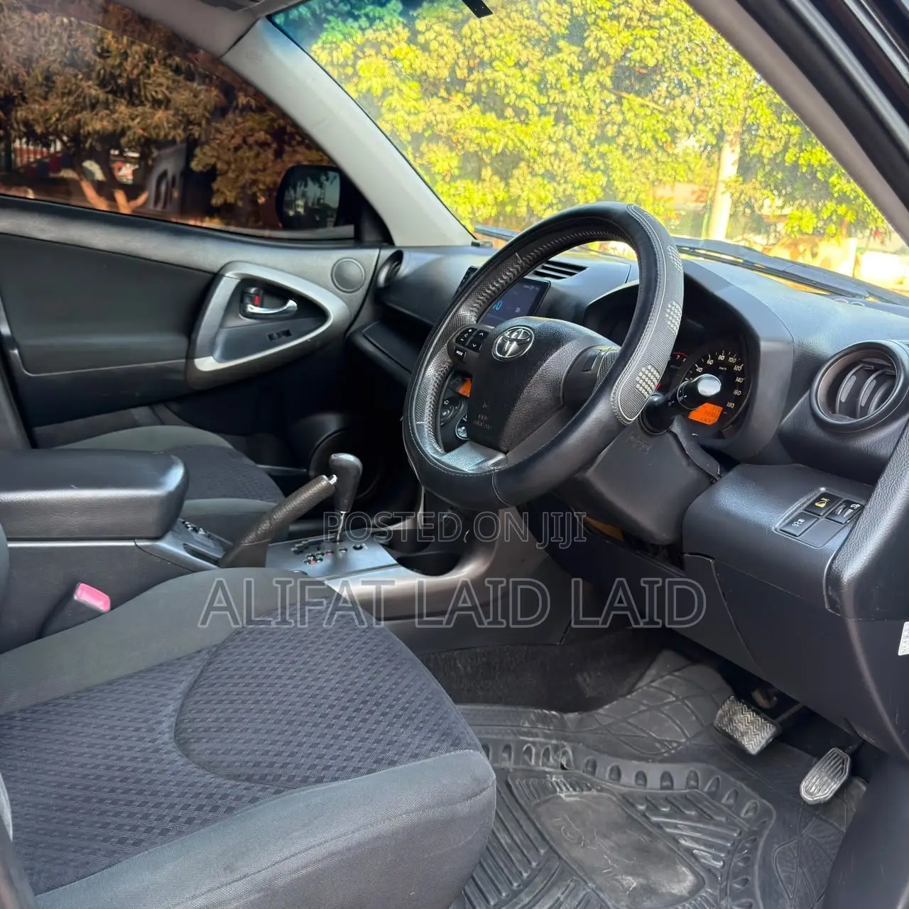 Toyota Vanguard 2011 Black