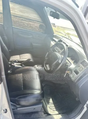 Toyota RAV4 1997 White