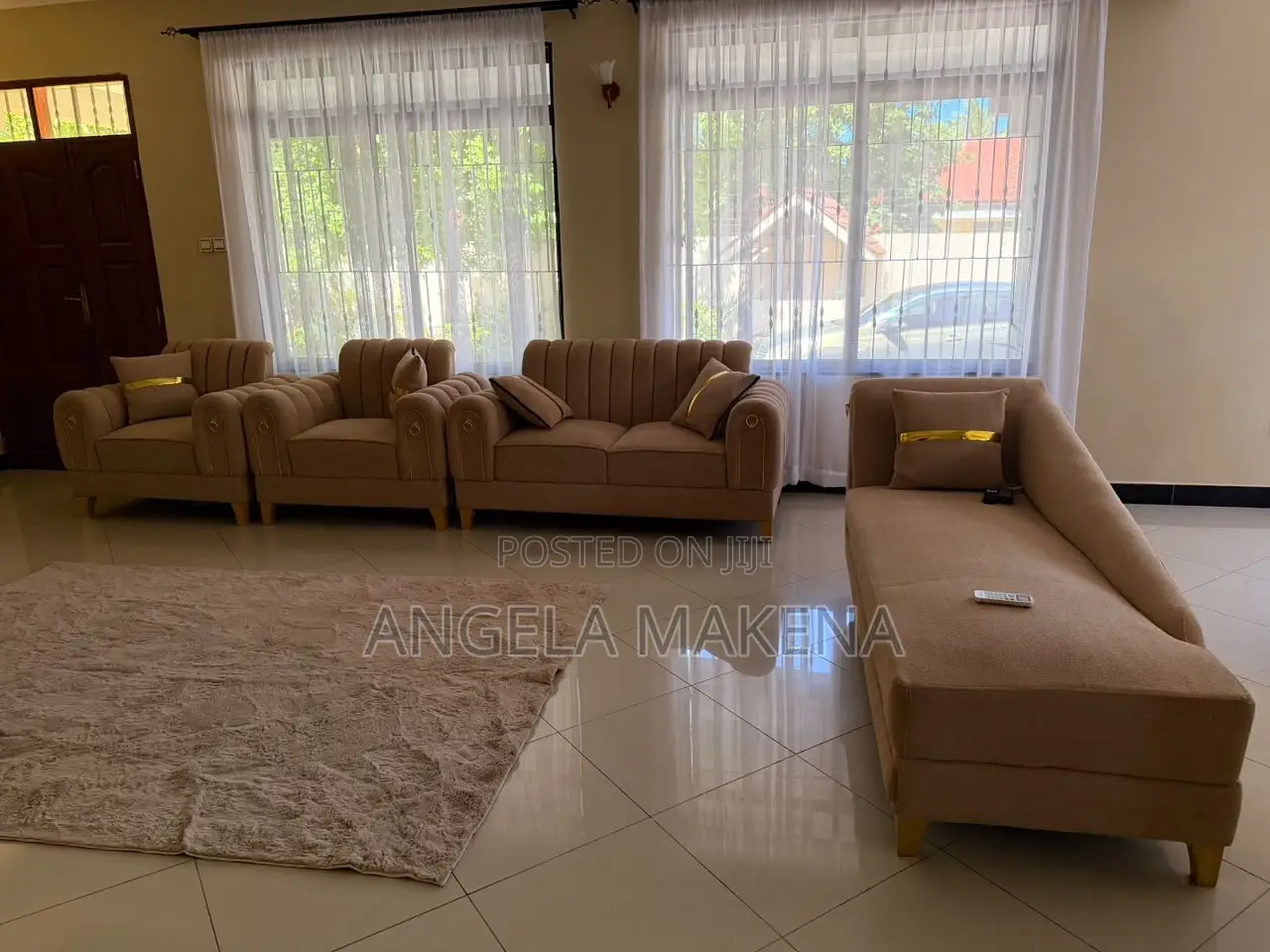 Quality 3:2:1:1 Sofa Set – 7 Seater