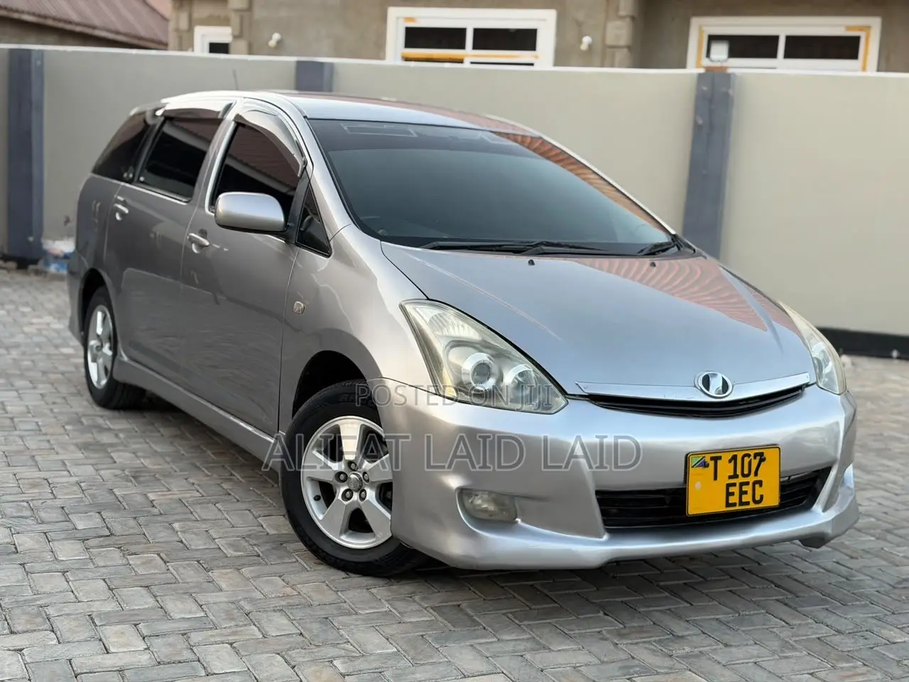Toyota Wish 2005 Gray